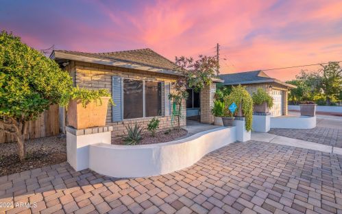 5029 Onyx Ave, Glendale, AZ 85302-2426