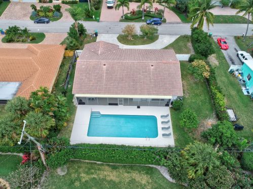 1171 Bimini Ln, West Palm Beach, FL 33404-2705