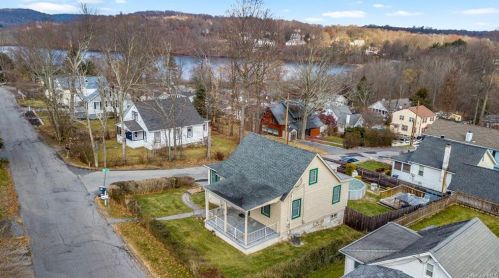 41 Entrance Way, Mahopac, NY 10541-1303