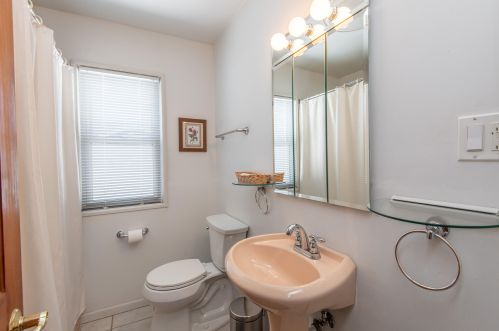 6881 91, Milwaukee WI 53224-4712 exterior