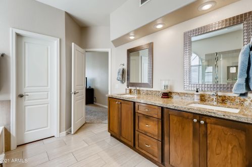 16234 1st Dr, Phoenix AZ 85021-5670 exterior