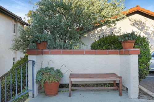 2876 Andover Ave, Carlsbad CA  92010-7004 exterior