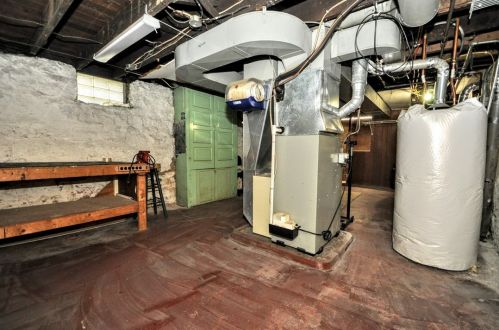 1718 6th Ave, Beaver Falls PA  15010-4009 exterior