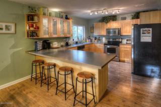 8950 20th St, Tucson, AZ 85710-6206