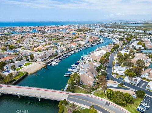 3588 Windspun Dr, Huntington Beach, CA 92649-2024