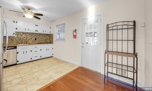 525 Oritani Pl, Teaneck NJ  07666-1637 exterior