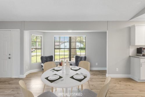 2890 1 Pl, Vero Beach FL 32968-2549 exterior