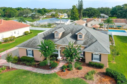 9502 Waterford Oaks Blvd, Winter Haven, FL 33884-3297