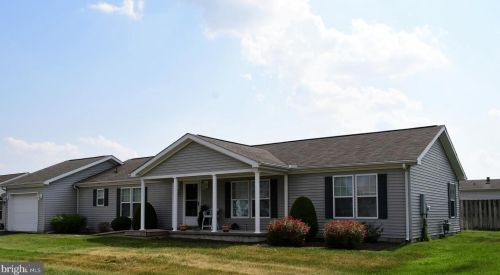 121 Kurt Dr, Dover, DE 19901-1347