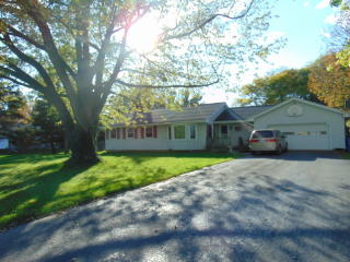 1606 Freshour Rd, Shortsville, NY 14548-9710