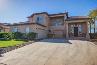 3719 Loma Vista St, Gilbert, AZ 85295-4675