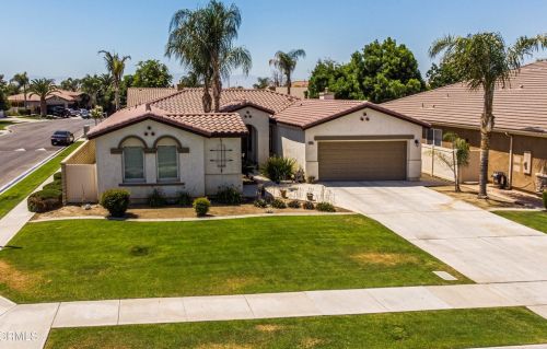 9903 Mulligan Ct, Bakersfield, CA 93311-9542