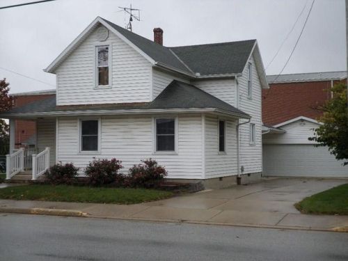 206 State St, Botkins, OH 45306-8029