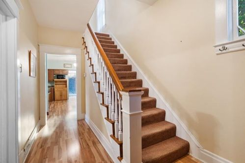 155 Orchard St, Ambridge, PA 15003-1263