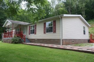 4143 Wills Creek Rd, Elkview, WV 25071-6460