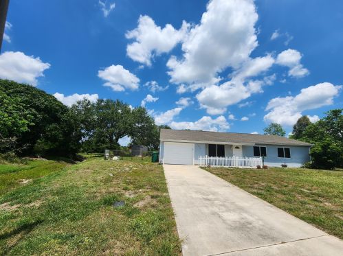 1514 Faculty Ct, Fort Pierce, FL 34952-7603