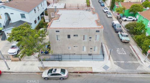 930 11th St, Long Beach CA  90813-3577 exterior
