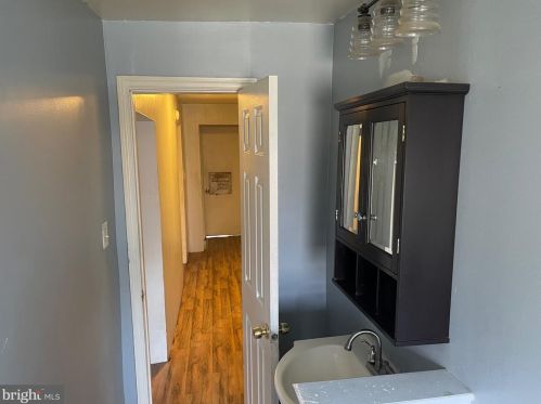 305 Morris St, Gloucester NJ  08030-1448 exterior