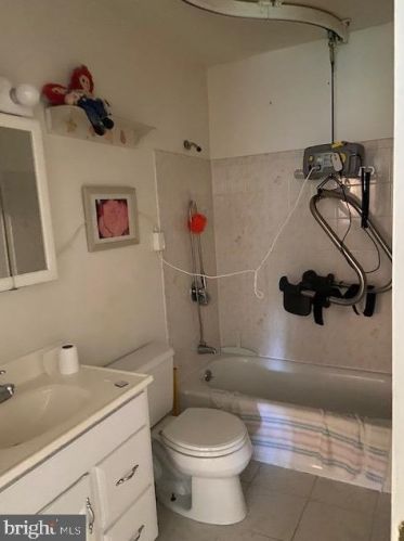 8316 Herbert Ave, Camden NJ  08109-3712 exterior