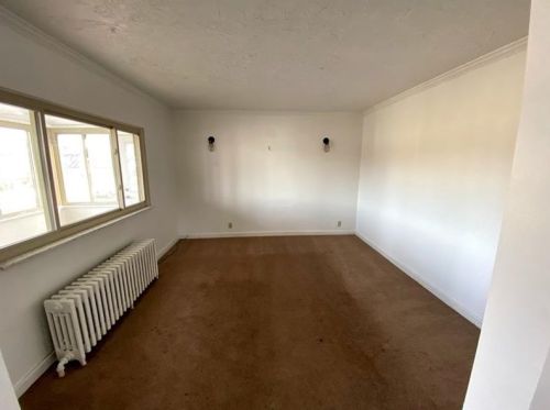 4125 Orchard St, Library, PA 15129-9534