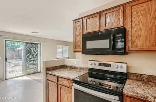 1305 Pryor Rd, San Tan Valley AZ  85140-4435 exterior