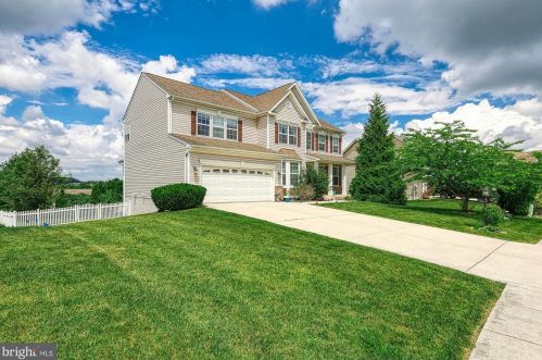 244 Joshua Dr, Hanover, PA 17331-7420