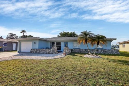 9 Golfview Rd, Placida, FL 33947-2231