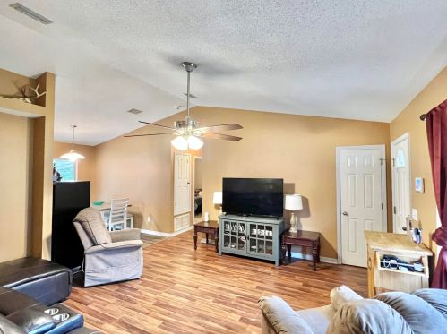 6848 Fast Gun Ln, Milton FL  exterior