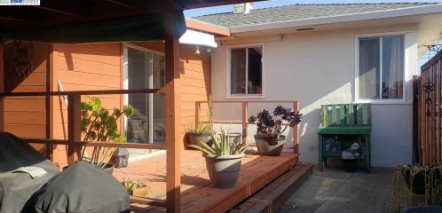 896 Delano St, San Lorenzo CA  94580-1246 exterior