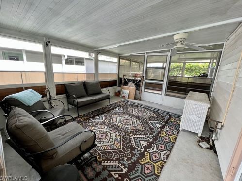 10 Desert Candle Cir, Lehigh Acres FL  33936-7302 exterior