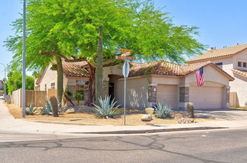 5323 Mercury Pl, Chandler, AZ 85226-8615