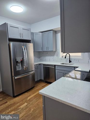 1207 Fillmore St, Philadelphia PA 19124-2906 exterior