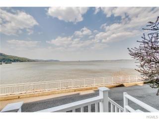 54 Harbor Cv, Piermont, NY 10968-1082
