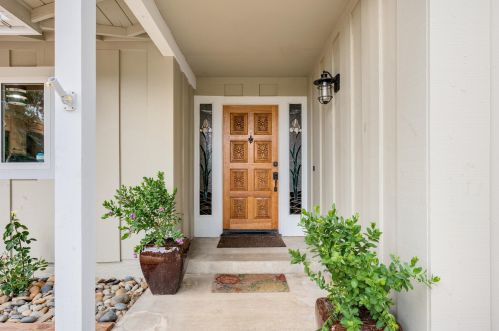 930 Skagen Dr, Solvang, CA 93463-2246