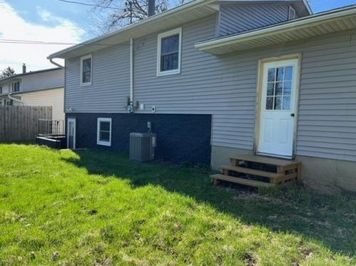5038 Starker Ave, Madison WI  53716-1924 exterior