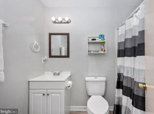 9940 Matti Hill Ct, Fredericksburg VA  22408-9222 exterior