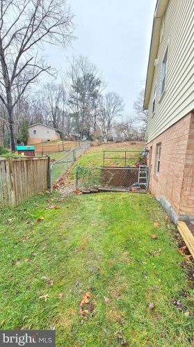 12513 Colby Dr, Woodbridge VA  22192-2106 exterior