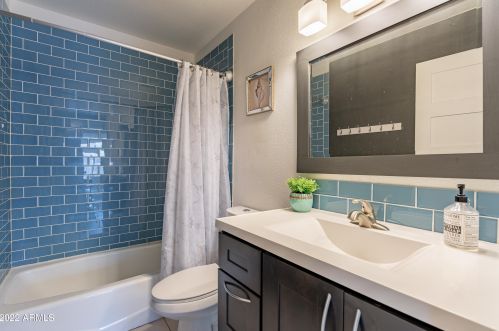 4530 Villa Theresa Dr, Glendale AZ  85308-1522 exterior