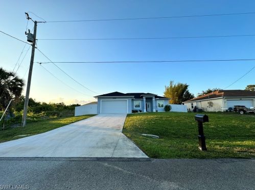 3122 36th St, Lehigh Acres, FL 33971-6731