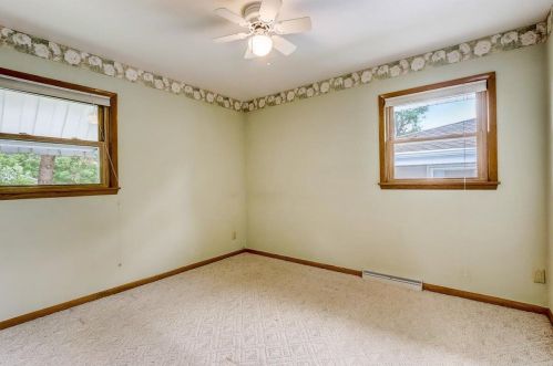 2022 116, Milwaukee WI 53226-2104 exterior