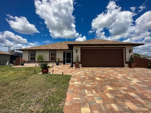 1819 26th Ter, Cape Coral, FL 33904-3246
