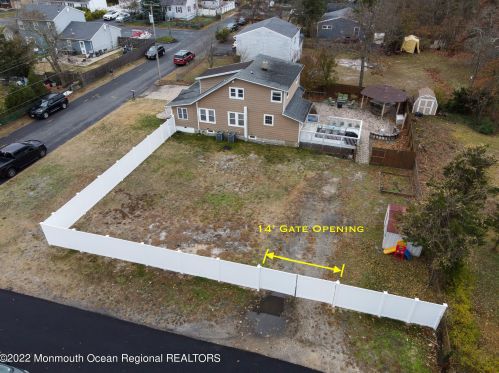 476 Jackson Ave, Bricktown NJ 08723-5162 exterior