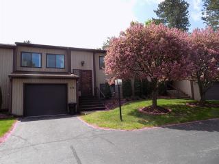519 Montmarc Blvd, Erie, PA 16504-2611