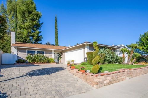 29455 Quail Run Dr, Calabasas, CA 91301-1518