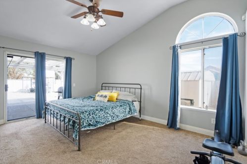 13262 Spring Way, Victorville CA  92392-6805 exterior