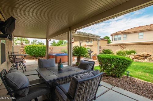 15546 Gelding Dr, Sun City, AZ 85379-6257