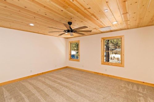 305 North Shore Dr, Big Bear City CA  92314-9792 exterior