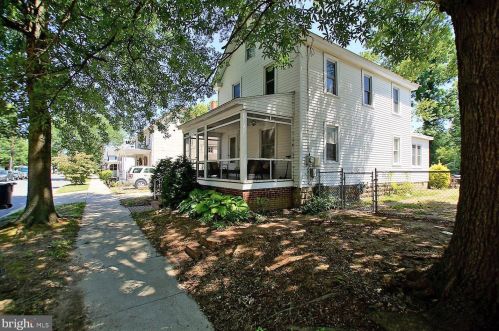 17 American Ave, Dover, DE 19901-3801