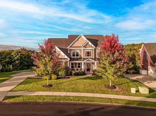 217 Pine Crest Ct, Gibsonia, PA 15044-8087