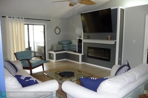 422 Avocado Ave, Sebastian FL  32958-4002 exterior